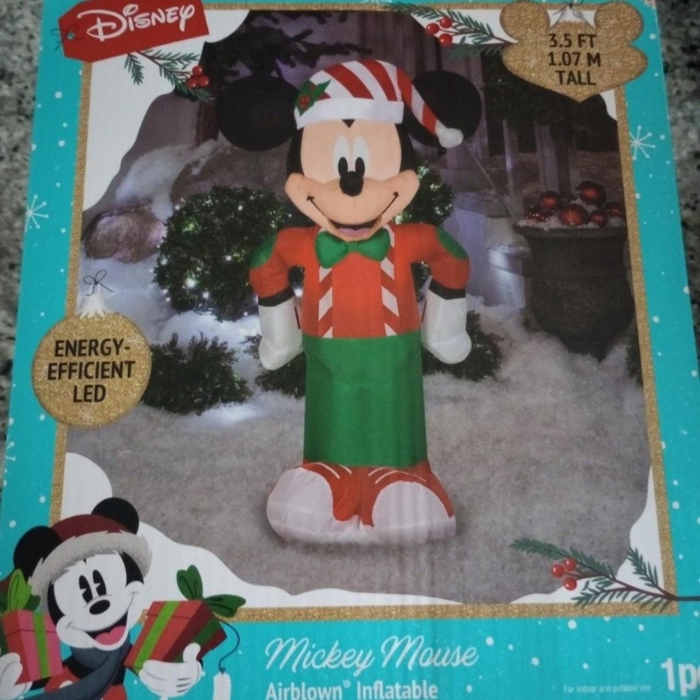 Disney Mickey Mouse Christmas Airblown Inflatable